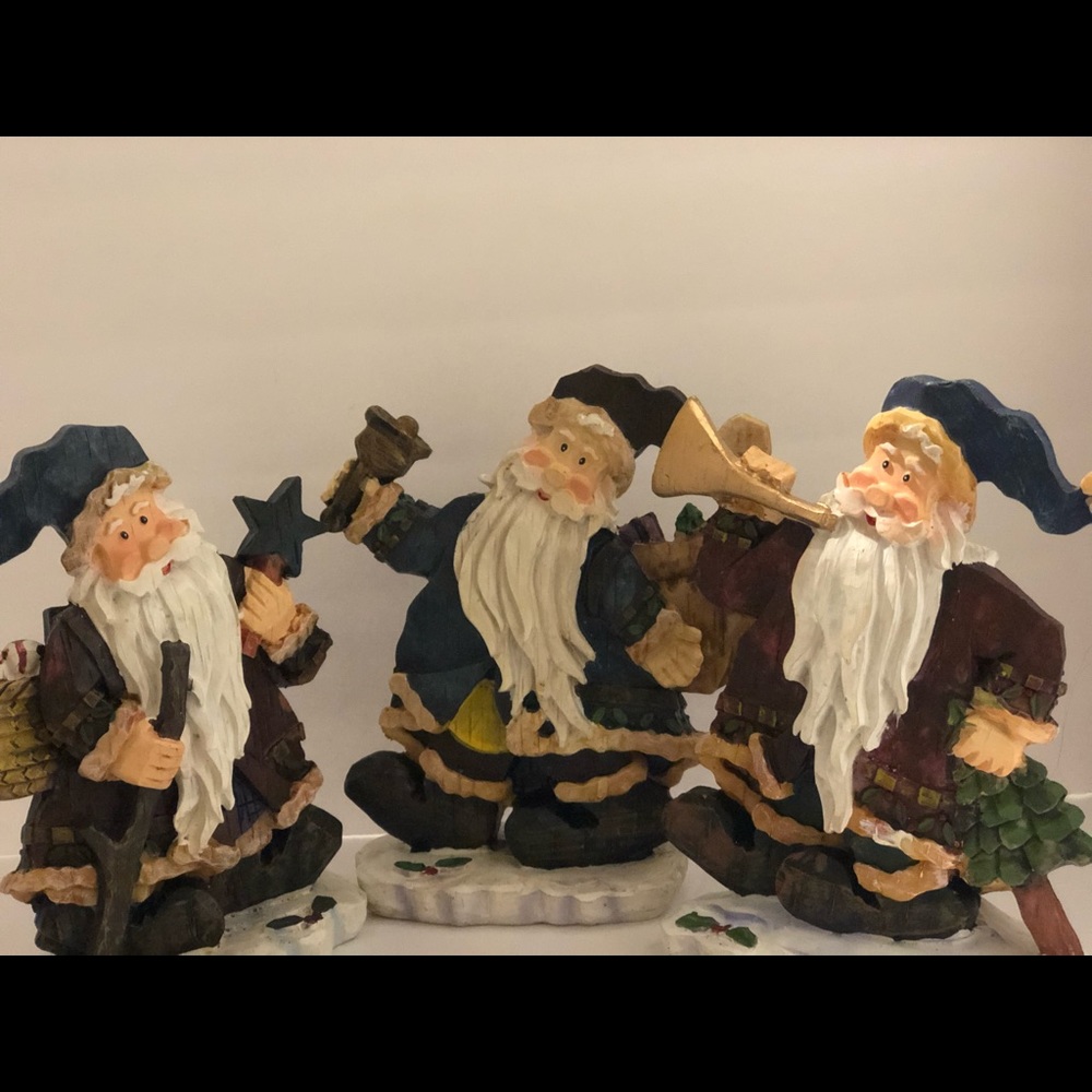 JTS International Inc. resin Santa Claus Christmas figure carved wood l